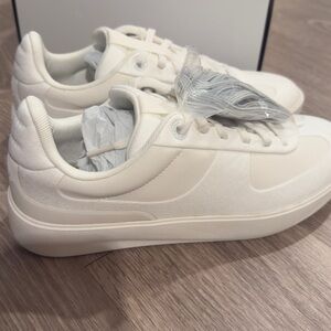 Lululemon women’s cityverse sneaker